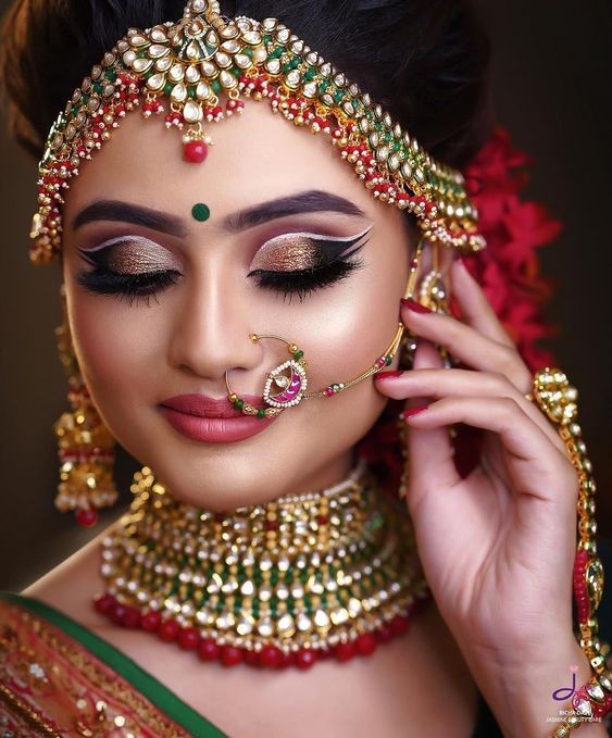 Hi - LOOK BEAUTY PARLOUR AND BRIDAL STUDIO CHERUPLASSERY